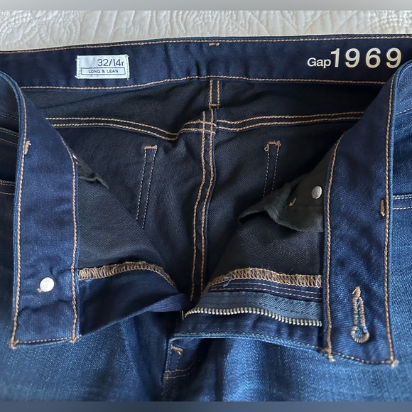 GAP 1969 original fit jeans. Size 14. - Picture 7 of 15